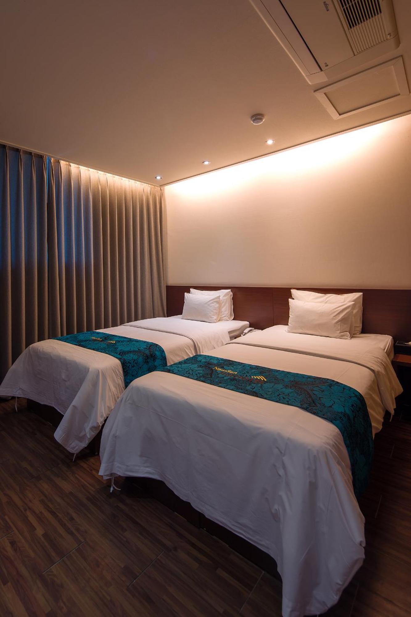 Namsan Hill Hotel Seul Exterior foto