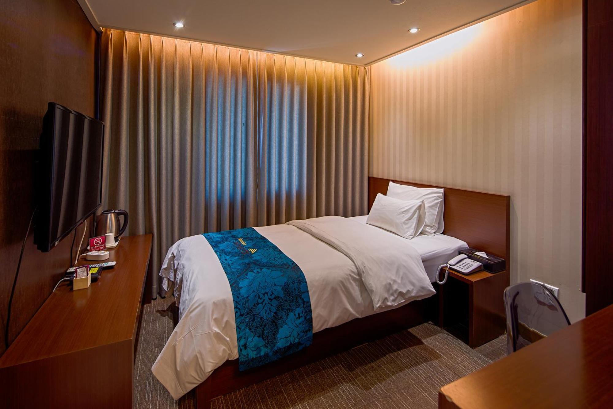 Namsan Hill Hotel Seul Exterior foto